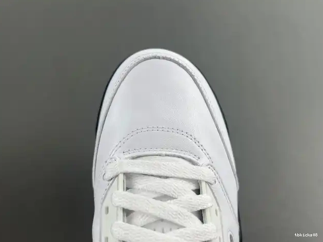 Rep TBkick JORDAN 'WHITE RETRO BLACK' DD0587-110 5 AIR 0420